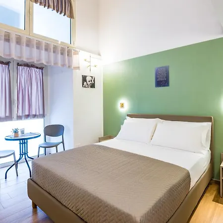 Guest Bellini * נאפולי