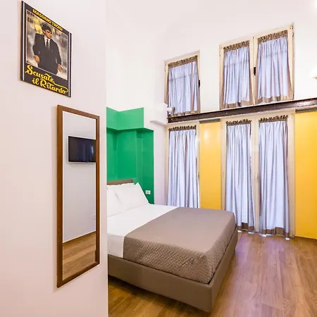 Guest Bellini נאפולי