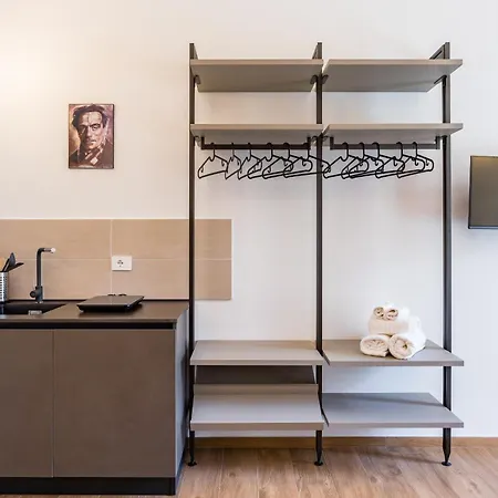 Guest Bellini דירה