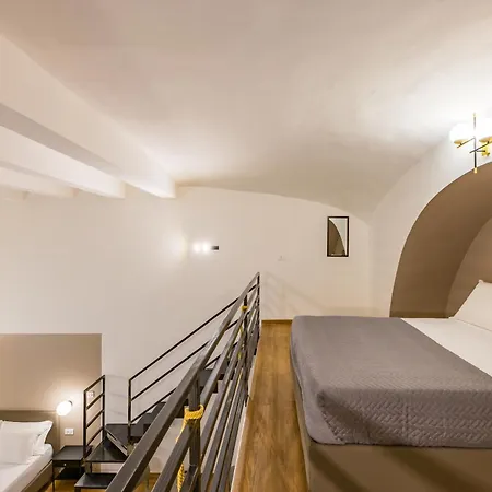 Guest Bellini 나폴리