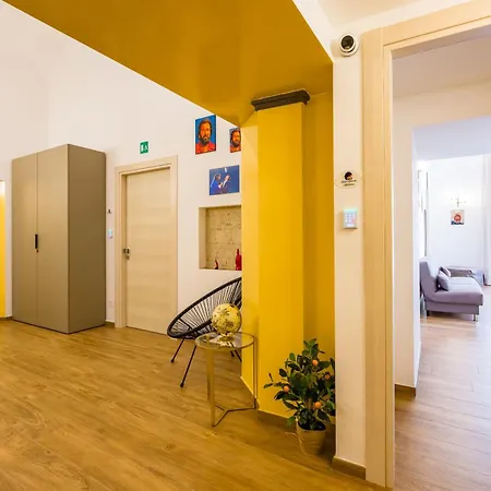 Guest Bellini Apartament Neapol